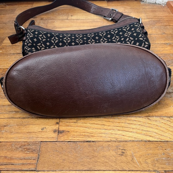 Fossil Black and Brown Patterned Shoulder Bag - Picture 9 of 11